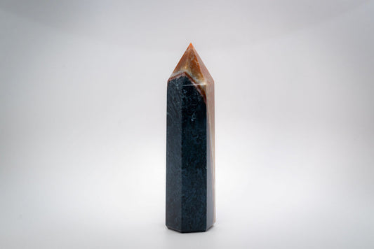 Dramatic Dark Agate Tower