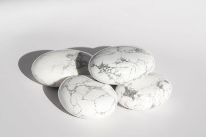 Howlite Palm Stones