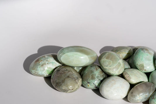 Garnierite (Green Moonstone)