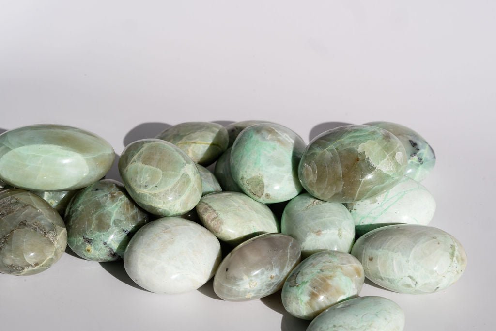 Garnierite (Green Moonstone)